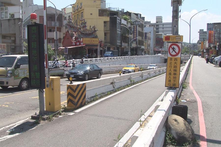 西大路地下道整修  設計力營造全新景觀