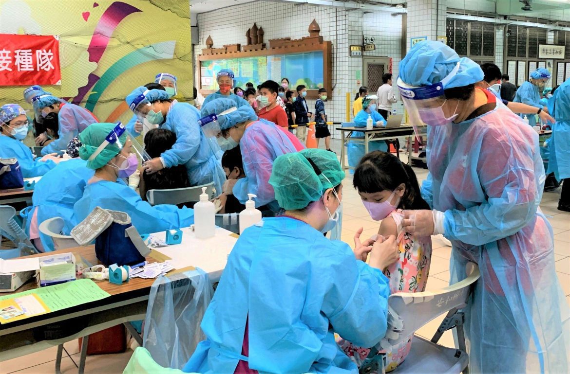 新北市校園BNT兒童疫苗5/25開打 6月底完成接種