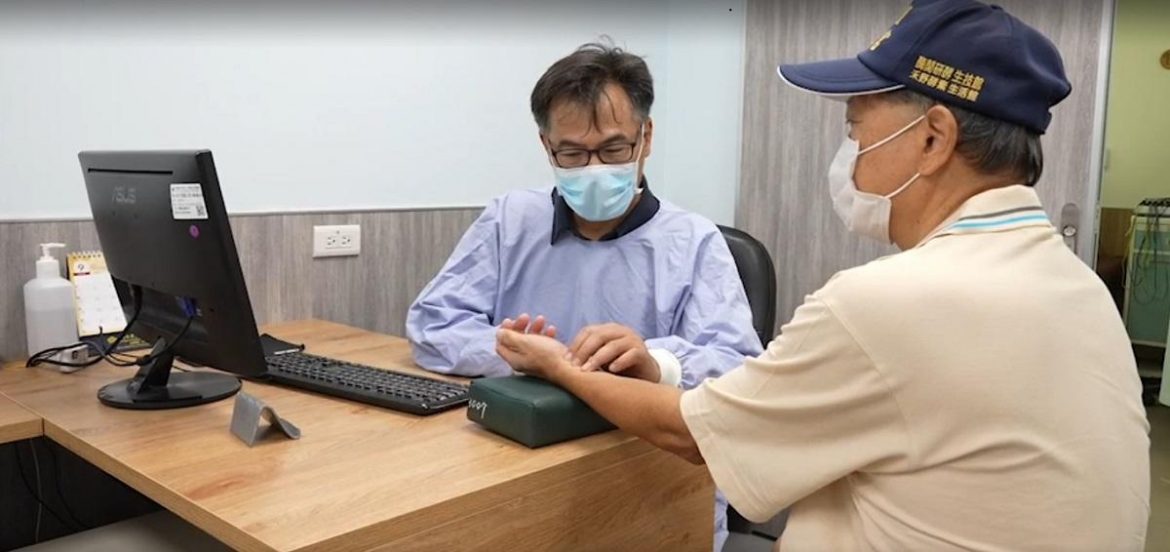 秀傳醫院癌症整合醫療　讓病人活得久、活得好
