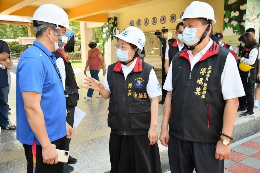 春日與樂合國小地震災損　徐榛蔚要求學童安全第一優先考量