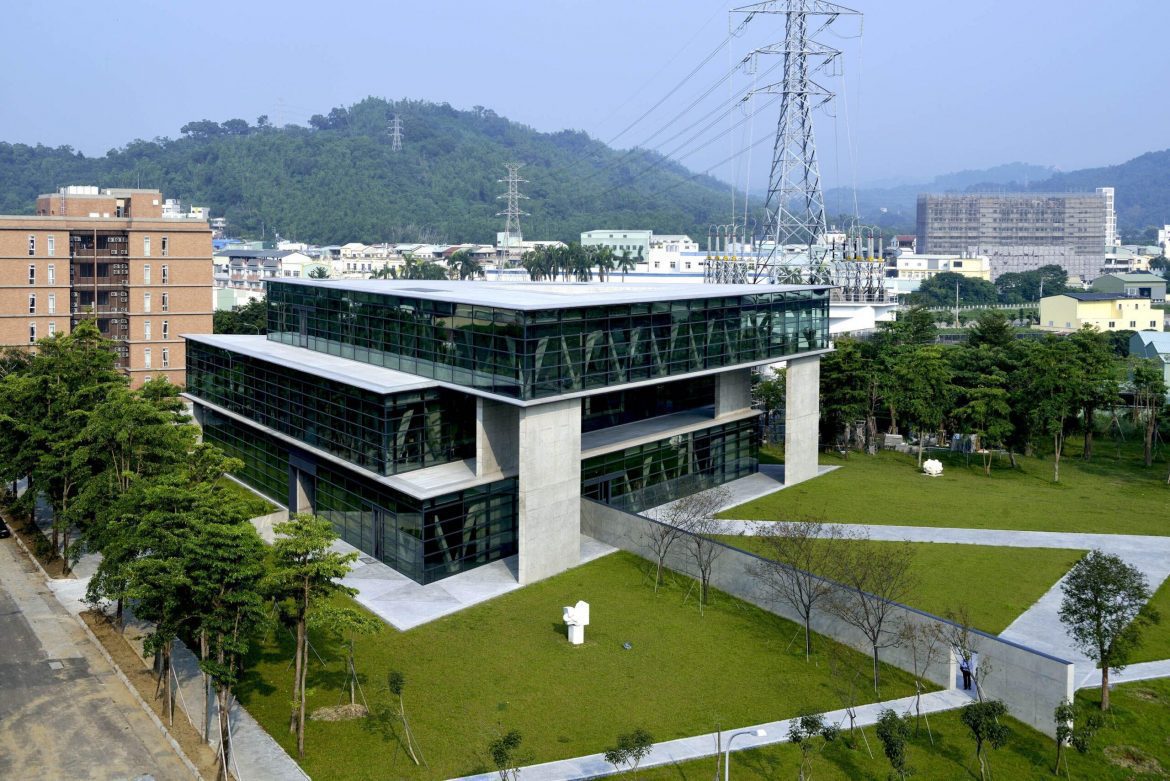 亞洲大學附屬現代美術館通過認證　成為台中第二座私立博物館