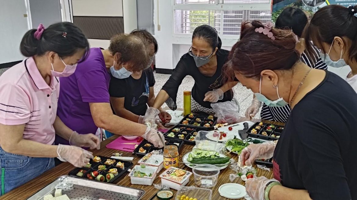 「創意蔬食」大補帖　精進志工廚藝色香味俱全