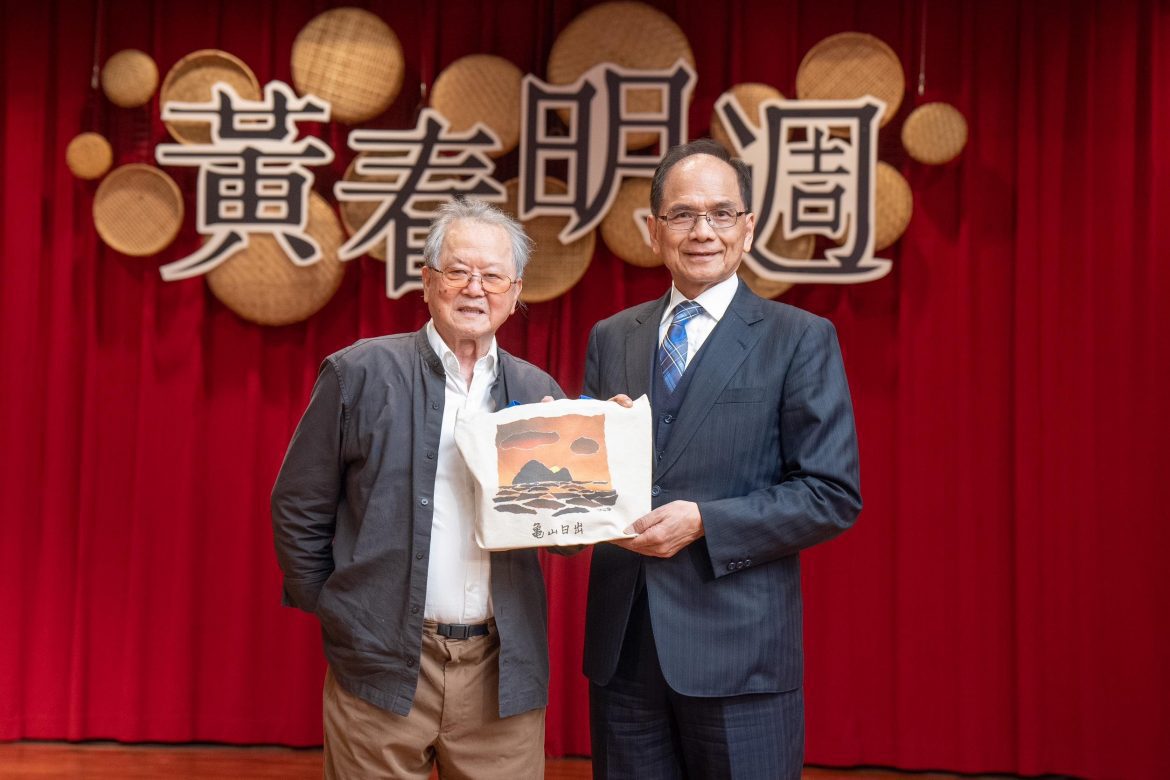 出席宜大黃春明週講座  游錫堃：爭取民主過程艱辛，繼續捍衛民主、保衛臺灣