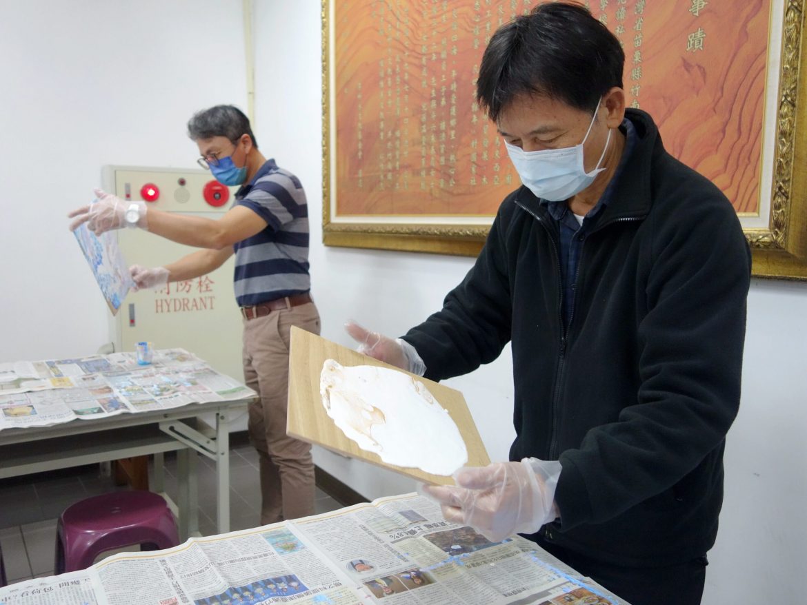 羅東鎮藝術聯展  展出縣內藝術家多元創作作品