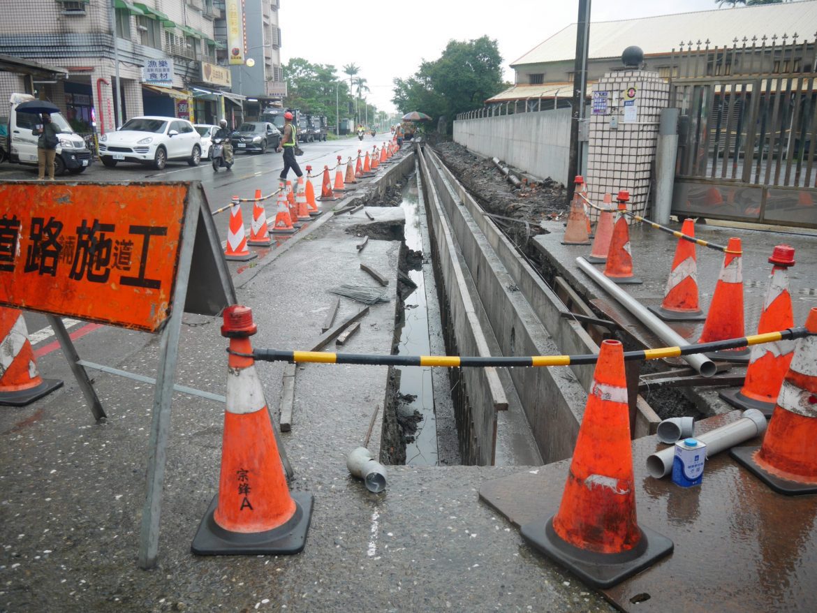解決行人與車爭道難題　宜蘭市林森路人行道預計12月底完工