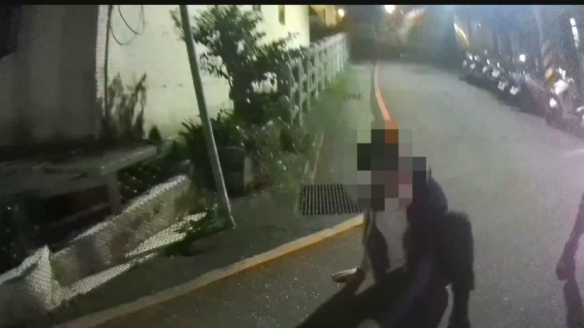 哇！你流血了 內湖警通知救護及家人帶返家