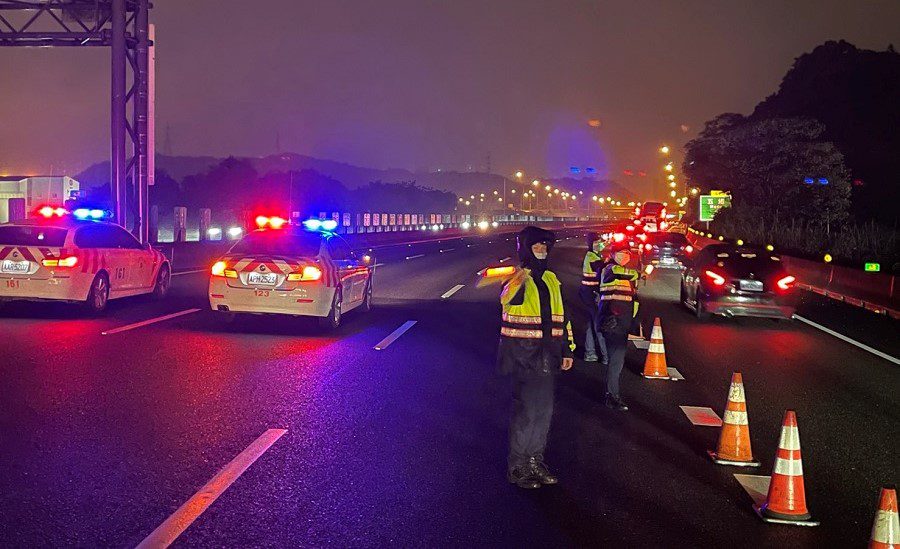 國道1號汐止路段南下主線　提前於週一清晨5點恢復通車