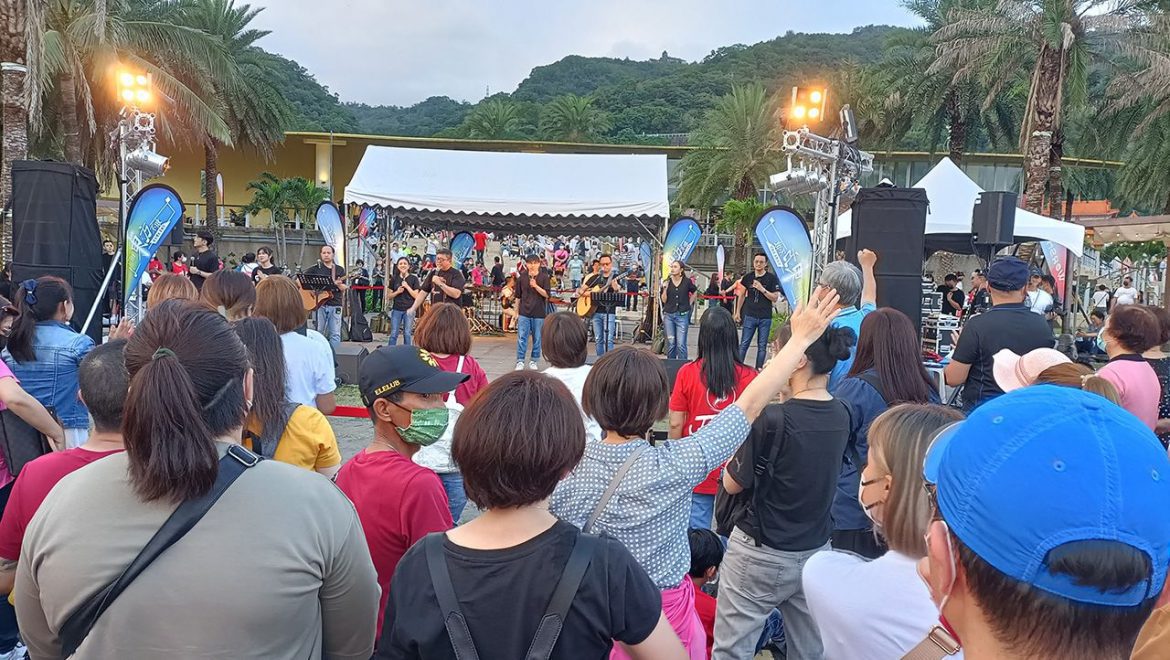 影音/東方不敗讚美音樂祭　50間教會基督徒齊聚頭城為台灣禱告