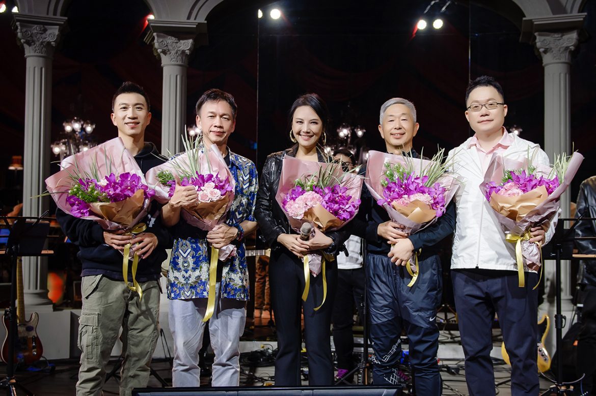 影音/專業經理人化身歌手圓夢開唱  「流金歲月」公益演唱會募得高額善款