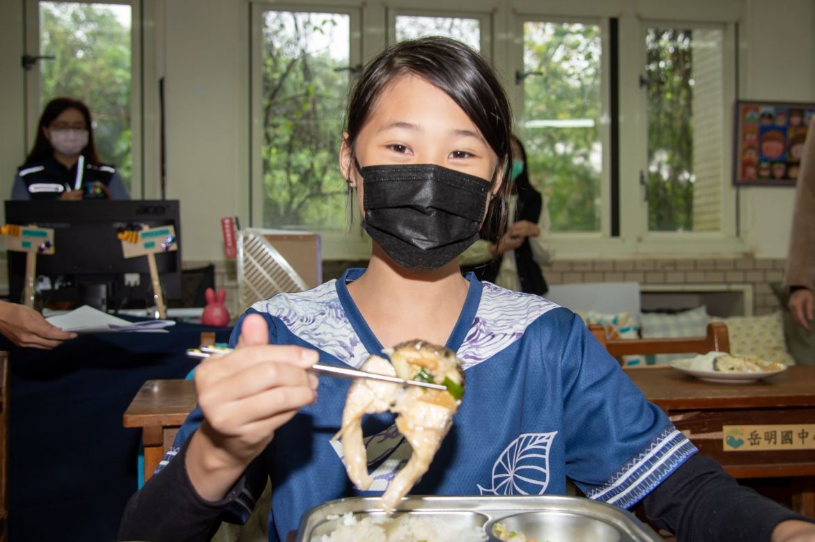 「班班吃石斑魚」 宜蘭縣國中小學營養午餐14日開始供應石斑魚