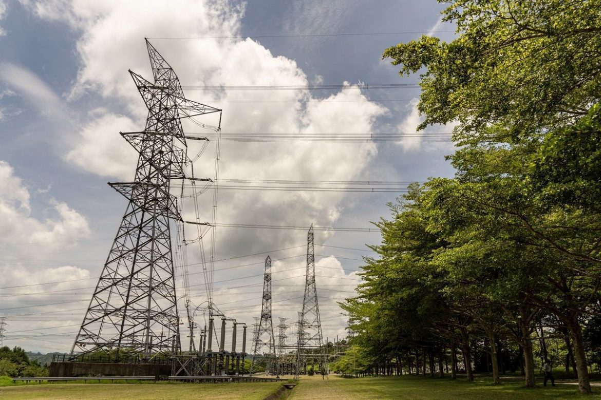 新尖離峰時間電價明年上路  2.5萬高壓用戶全面適用