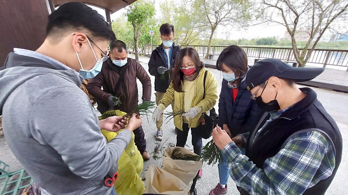 發展原「香」經濟　羅東林管處開設精油課程