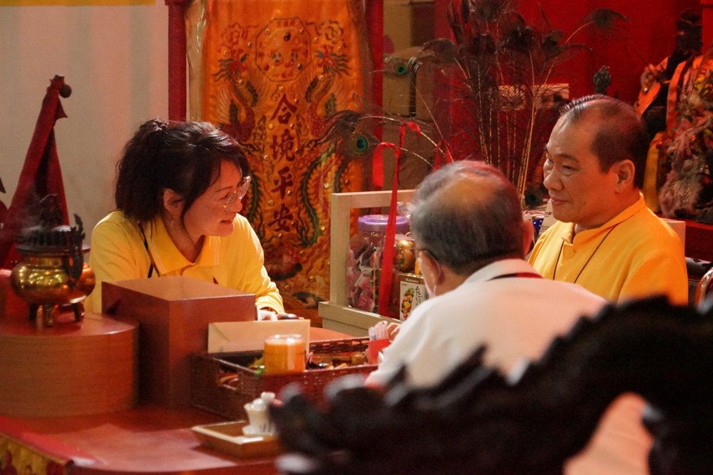 明年運勢看過來！桃園護國宮太子廟  生肖牛兔龍雞狗   點一盞燈  多一份光明