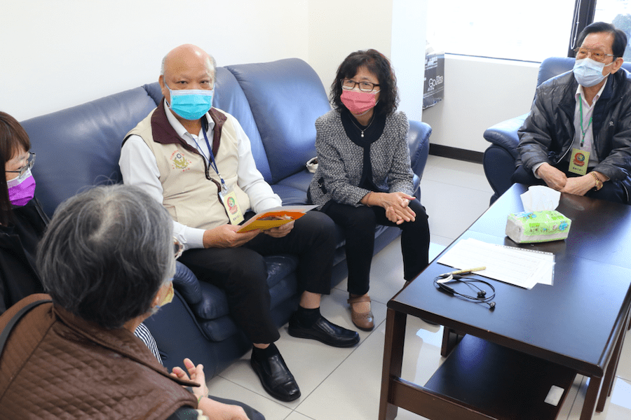 龐大照護費壓垮弱勢家庭   圓融伸援手雪中送炭20萬