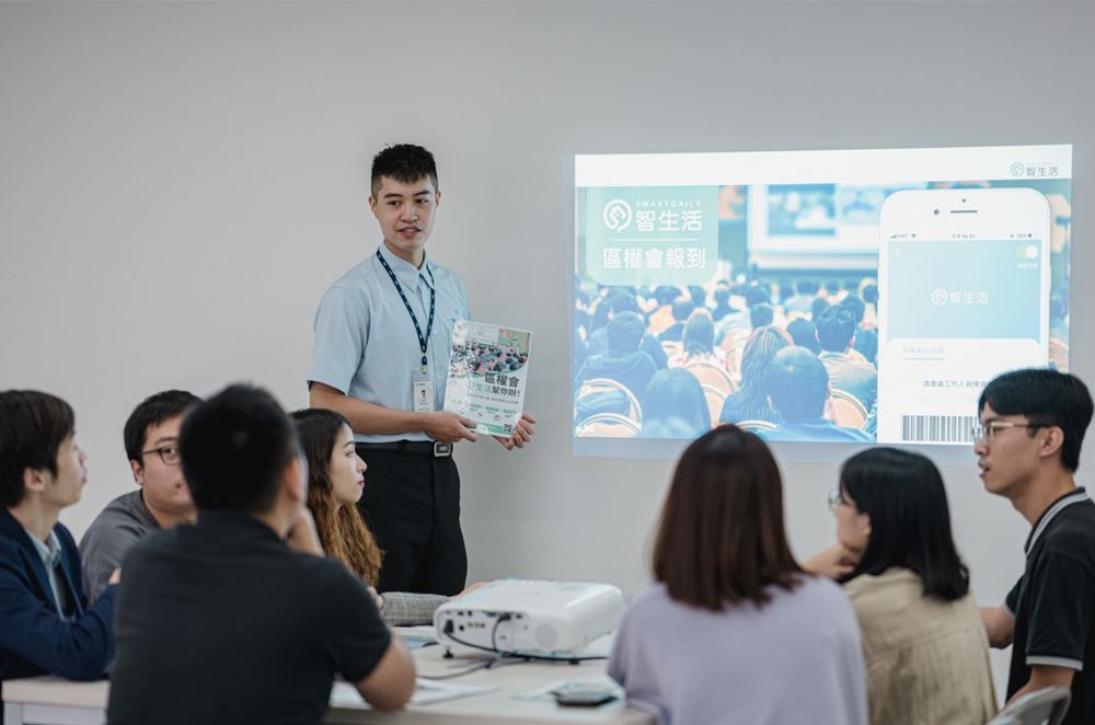 智生活APP獨占鰲頭市占率近七成  原來幕後有高人指點