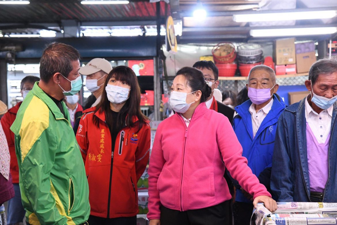 徐榛蔚視察果菜市場　確保蔬果平穩供應