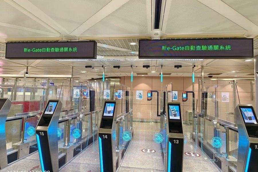機場自動通關再升級！　「臉部辨識、壓指紋」即可通關