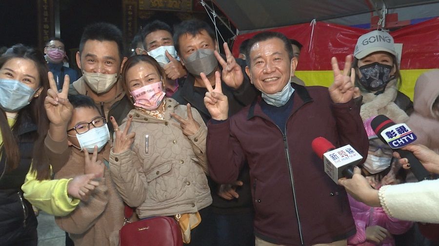 影音∕迎兔年過好年　芳苑福海宮發出4000多份發財金