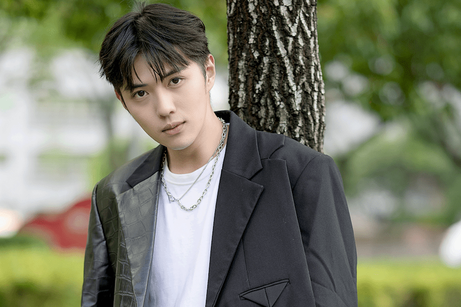 最難招架原子少年OZONE「他」的魅力眼神！陳信愷對鏡互看變成瞪眼