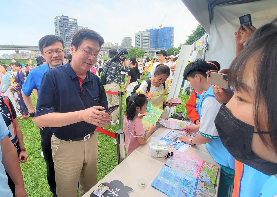 人共享全國最大食農野餐趴 幸福親子時光在新北