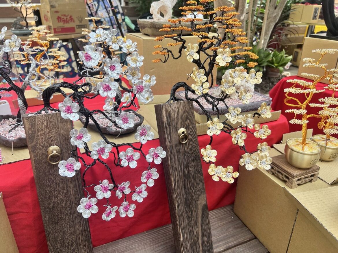 影音/手做溫度 脊髓傷友創作金鏤樹盆景