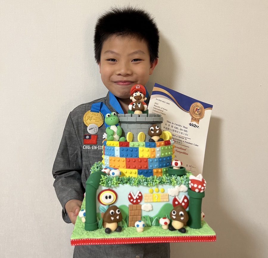 年僅八歲　中道小學朱恩賜榮獲國際翻糖蛋糕創意設計比賽金牌