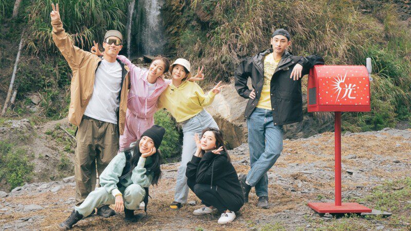 林心如崩潰！領成員野營組馬桶、淋浴設備野外洗澡
