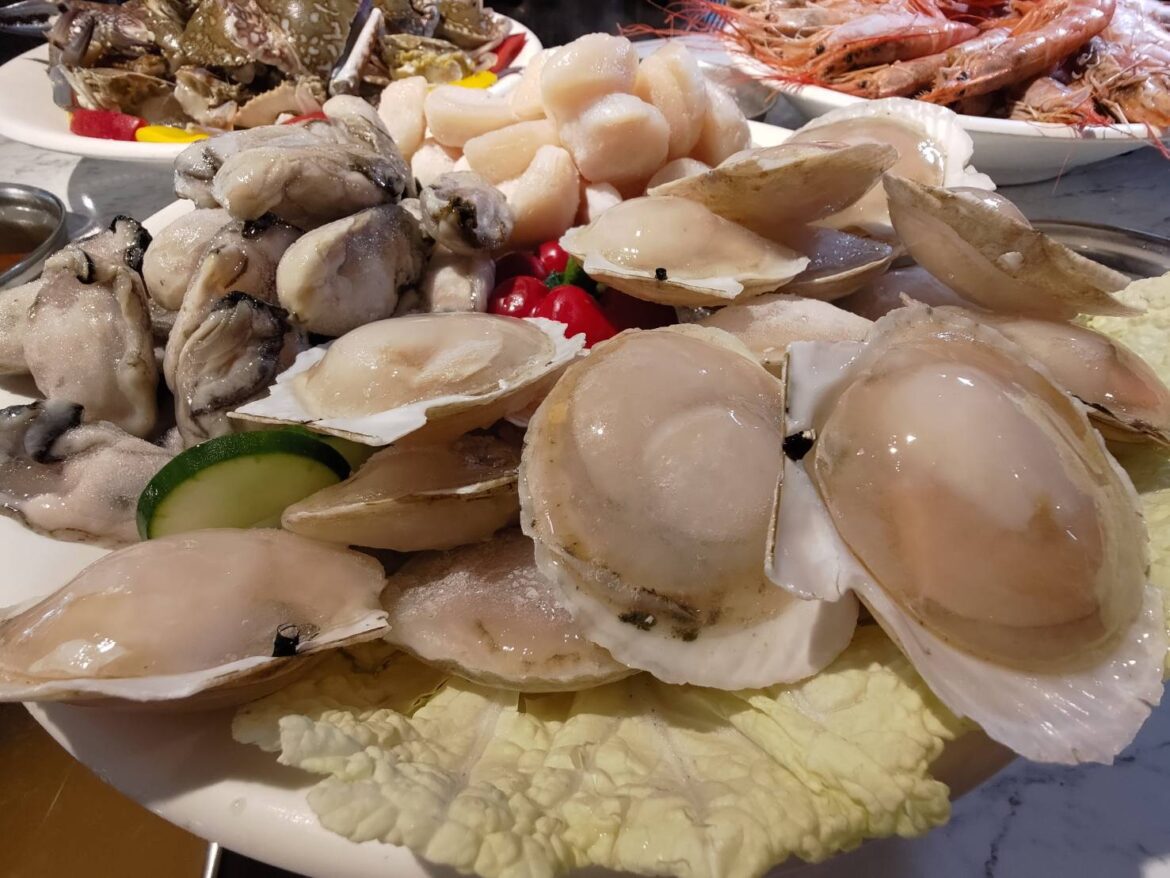 三重羽葉火鍋美食百匯  重磅推出澳洲和牛海陸鍋吃到飽