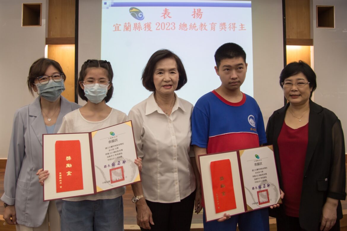林洧漳、彭亦歆獲總統教育獎  縣長林姿妙接見表揚