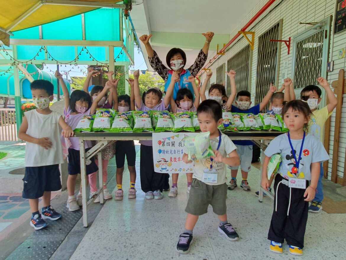 吉安鄉立幼兒園創意開學迎新生  游淑貞手牽幼幼共啟聰明勤學門
