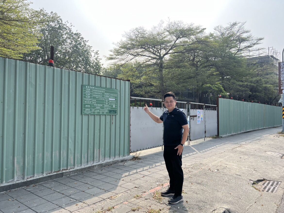 台南市議員李啟維關心原住民公園近億元硬體改建工程進度