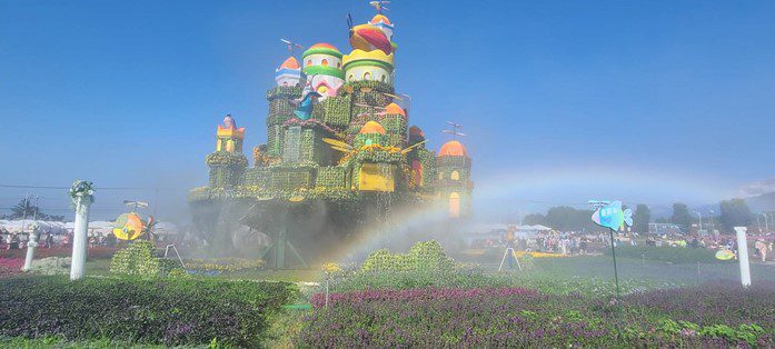 最新網美景點大公開　全台首創「漂浮花卉城堡」