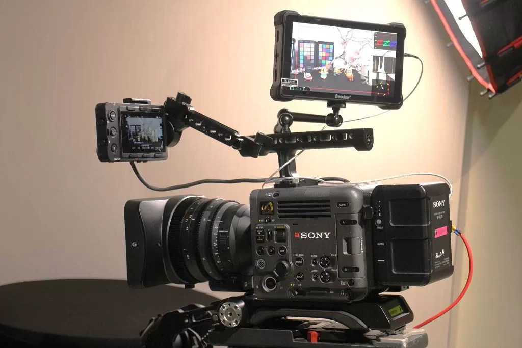 輕巧機身結合強大規格　Sony 在台發表高階數位電影攝影機 BURANO