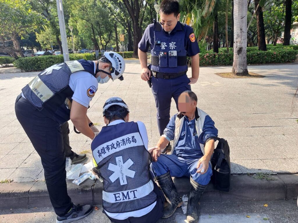 七旬翁血糖低暈眩　新興警通報送醫救護 深獲家屬感謝