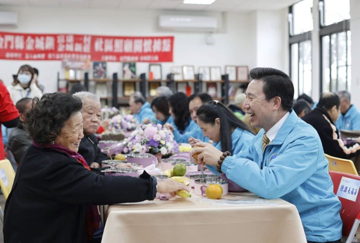 陳福海縣長就職一週年，金門縣政府舉辦暖心．愛陪伴‧長者活動