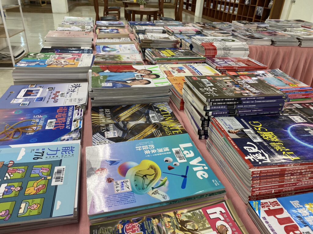臺灣閱讀節　新營文化中心圖書館12/2起　舉辦「卷卷驚喜-借書送過期期刊」活動