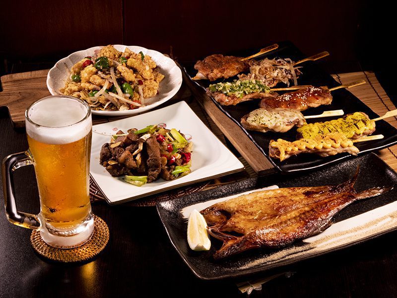 高雄深夜居酒屋│經典熱炒、串燒任搭 生啤酒寄杯超划算!