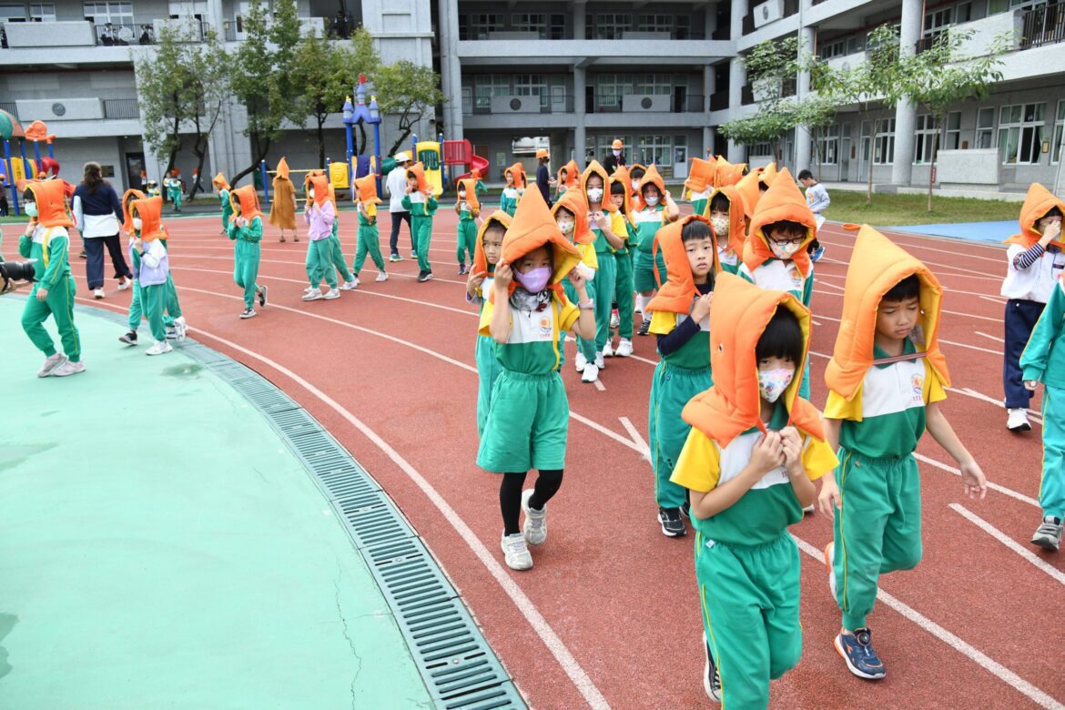 花蓮縣學校無預警防災演練  徐榛蔚籲培育學生防災意識
