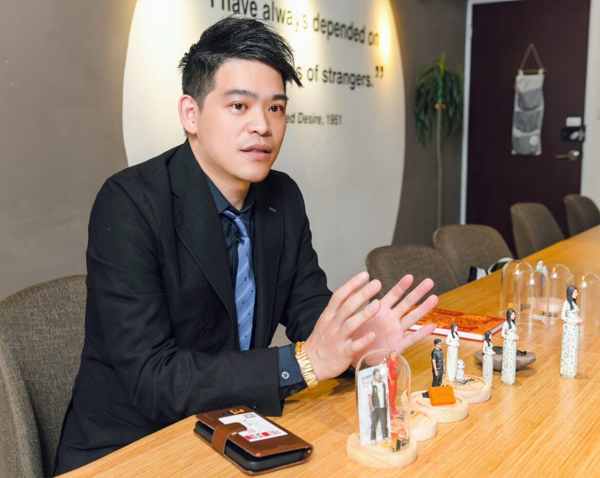 法鬥文創董事長黃景裕  投身台灣3D真人公仔事業  想創業加盟動作要快