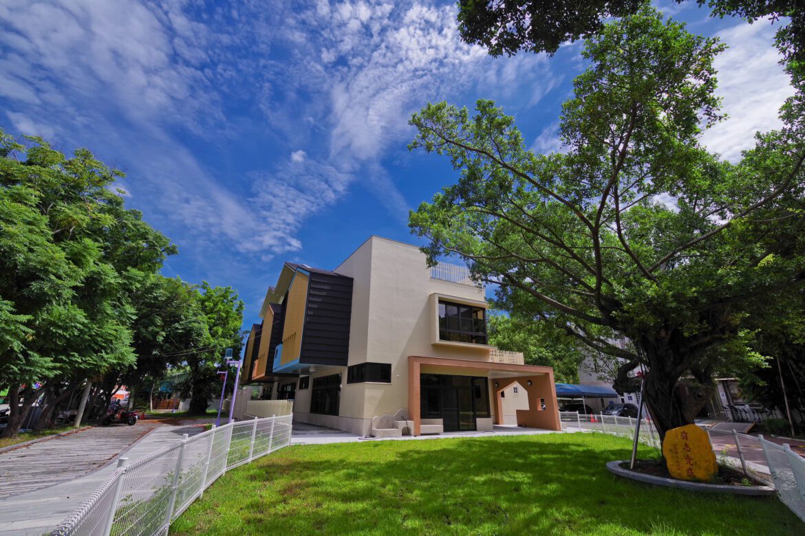 打造美好優質校園　中市大雅國小附幼新建工程獲金質獎肯定