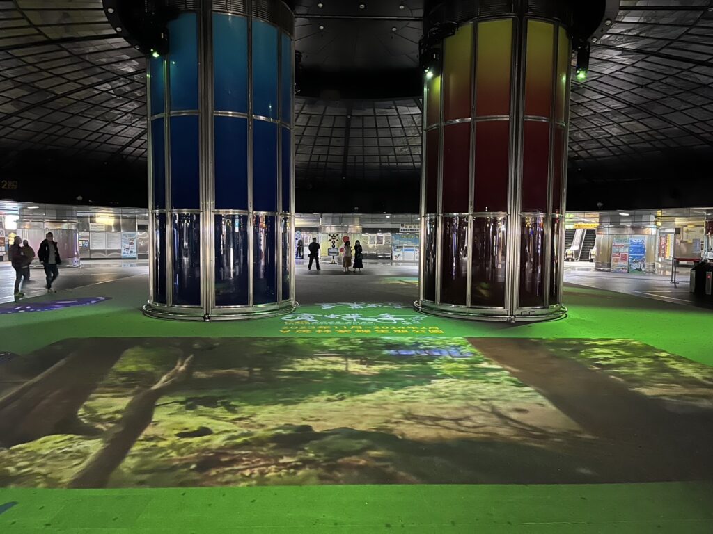 紫蝶光雕投影秀　捷運中央公園及美麗島站盛大登場