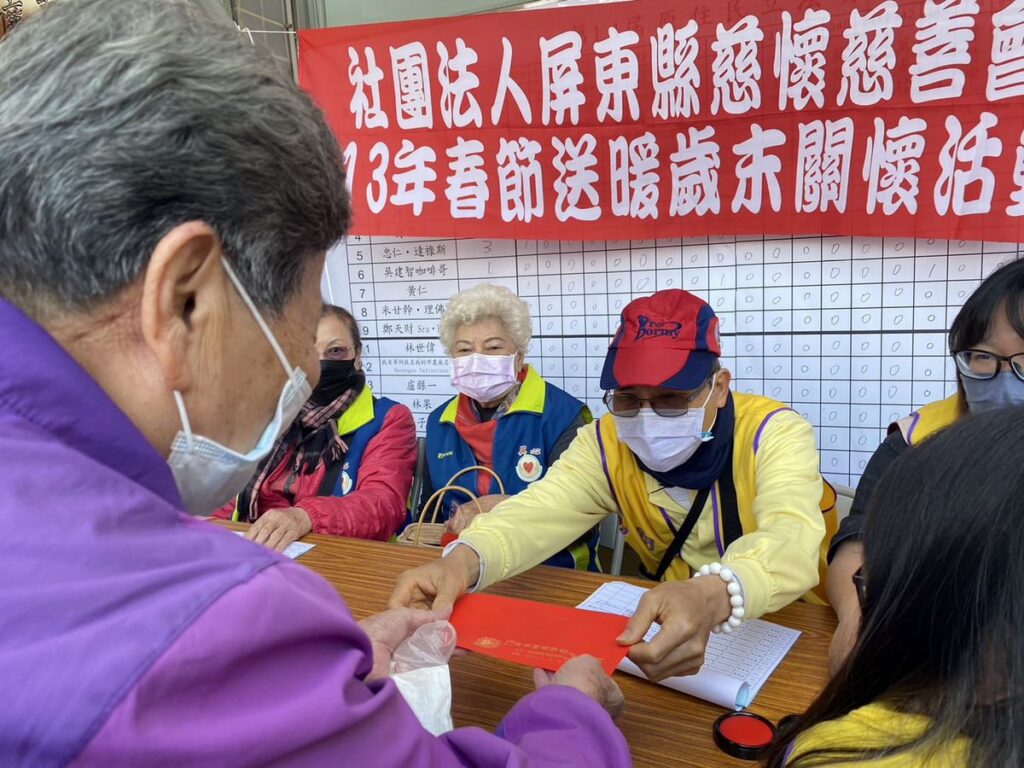春暖關懷足跡累計28鄉鎮市　滿滿物資載進屏南、離島及原鄉