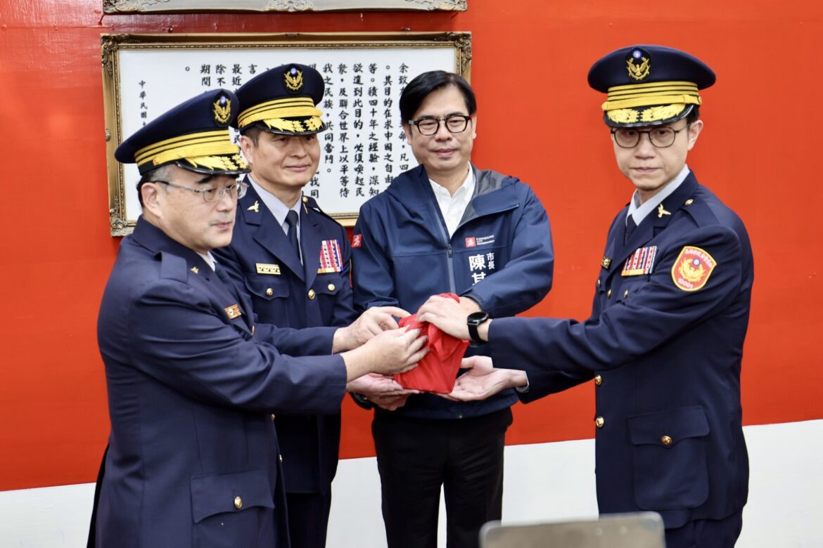 高市警人事異動　卸任新任分局長與大隊長聯合交接