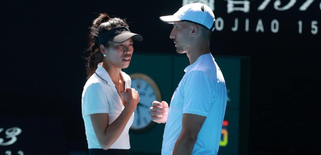 台灣之光網球女將謝淑薇歷史性勝利 奪得澳網混雙金盃