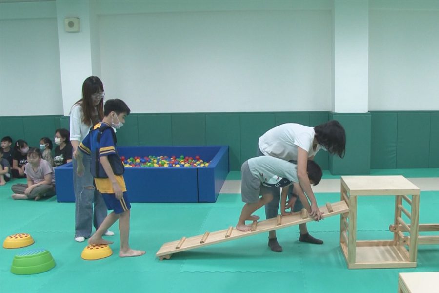 保障工作權益  特教助理員核給全學年聘期