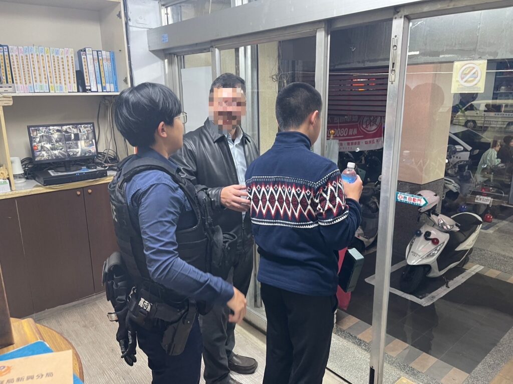 五福警迅速協助走散男童　順利找到家人