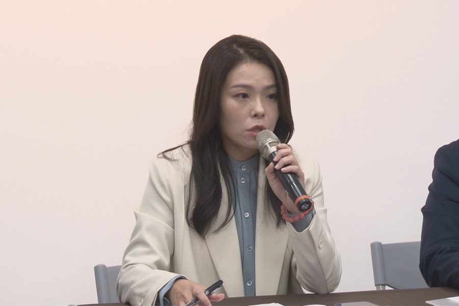 新竹棒球場改善龜速  高虹安向廠商下通牒