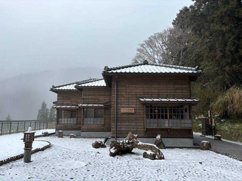 當寒流襲台！台灣變成冰雪王國　各地美麗雪景一次看