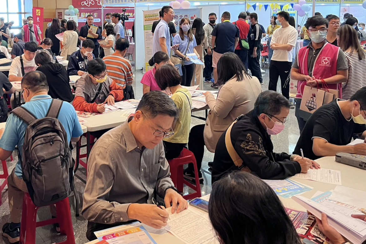 求職季到！新北市政府舉辦就業博覽會     邀53家企業提供超過2000個職缺