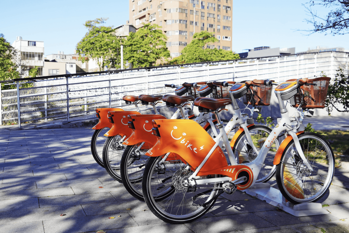 YouBike2.0E首度跨足雙北市     桃園市費率上路     自行車族注意安全別踏入行人道
